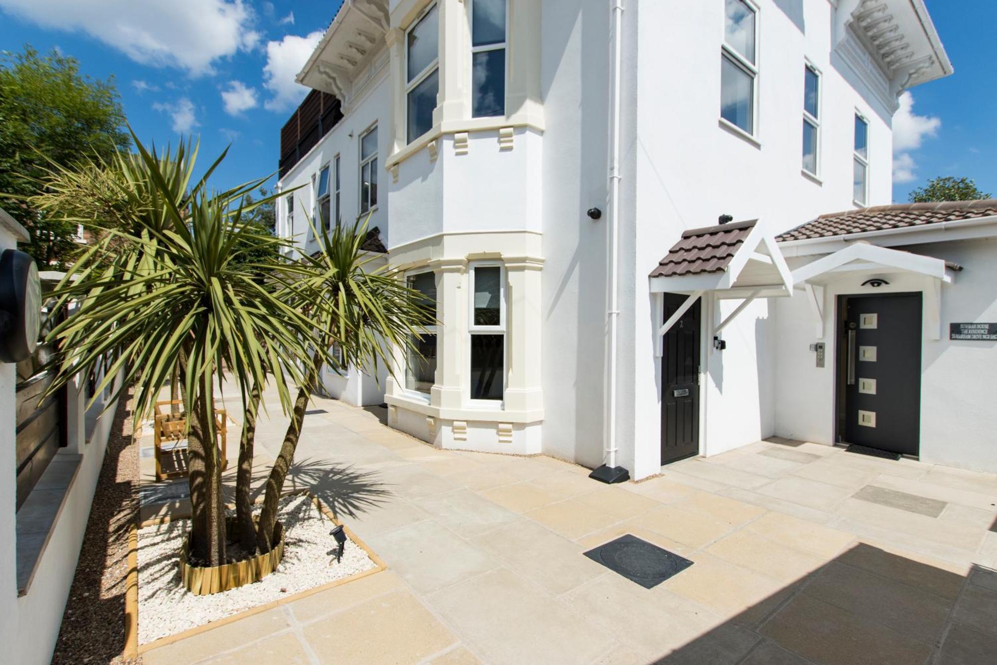 Modern Apartment Free Off Road Parking 2X Double Rooms Suite 11 Nottingham Exterior photo